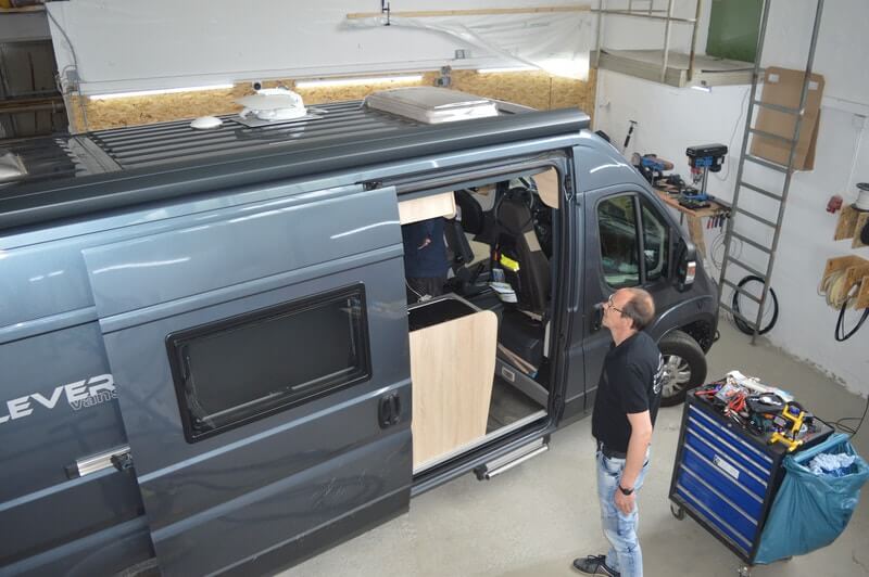 Geschickte Handwerker, Caravan-Technikergesucht!
