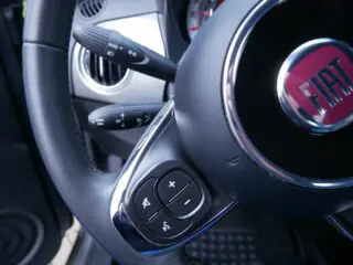Fahrzeugabbildung Volkswagen T-Roc 1.0 TSI Style LED Sitzheiz PDC Klimaautom.