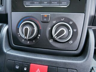 Fahrzeugabbildung Peugeot Boxer 435 L4H2 2.2 Premium TZmit0-KM! Kamera DAB