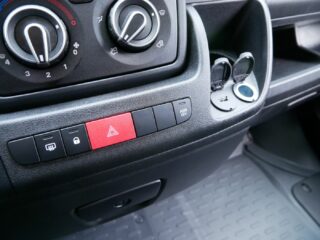 Fahrzeugabbildung Peugeot Boxer 435 L4H2 2.2 Premium TZmit0-KM! Kamera DAB