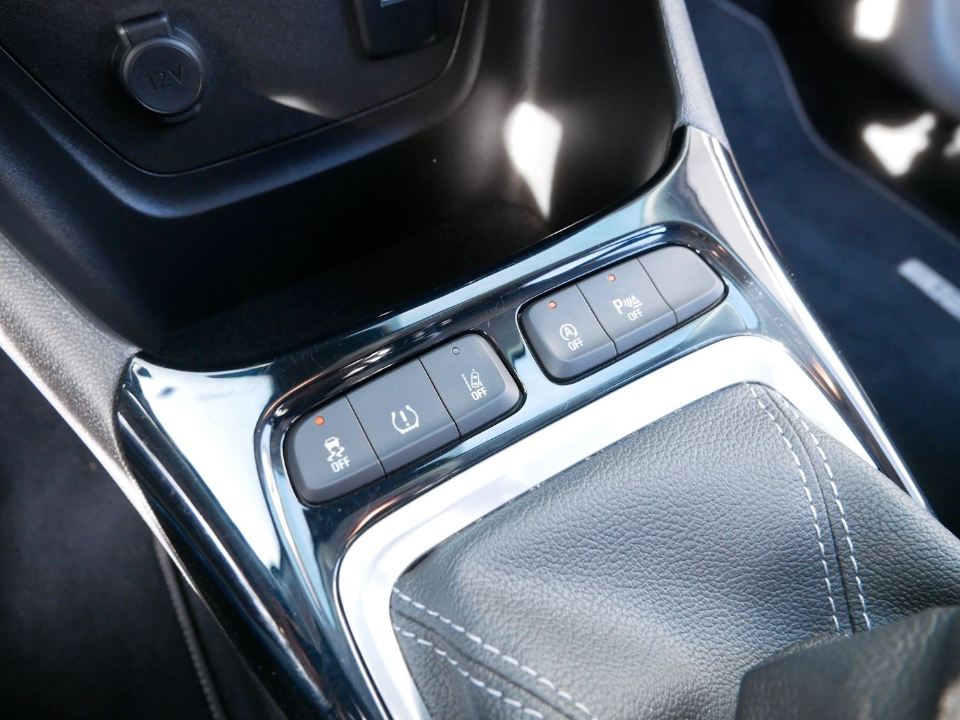 Fahrzeugabbildung Opel Crossland-X 1.2 ''120 Jahre'' AHK Kamera SHZ+LHZ