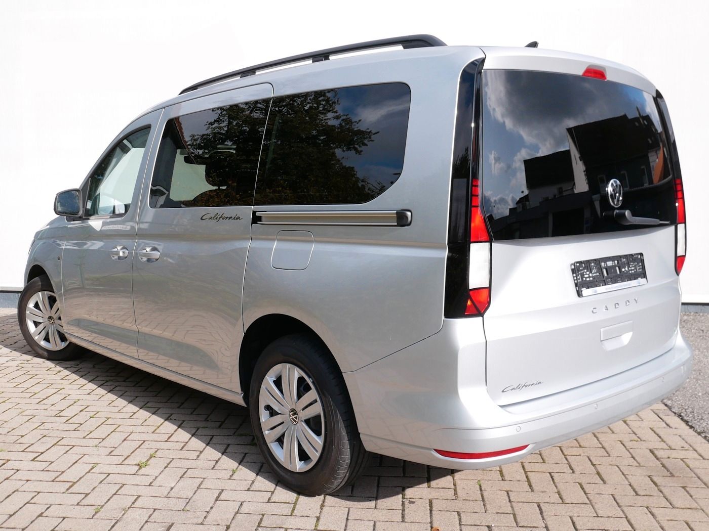 Fahrzeugabbildung Volkswagen Caddy Maxi 2.0 California TZmit0-KM! Camper 90kW