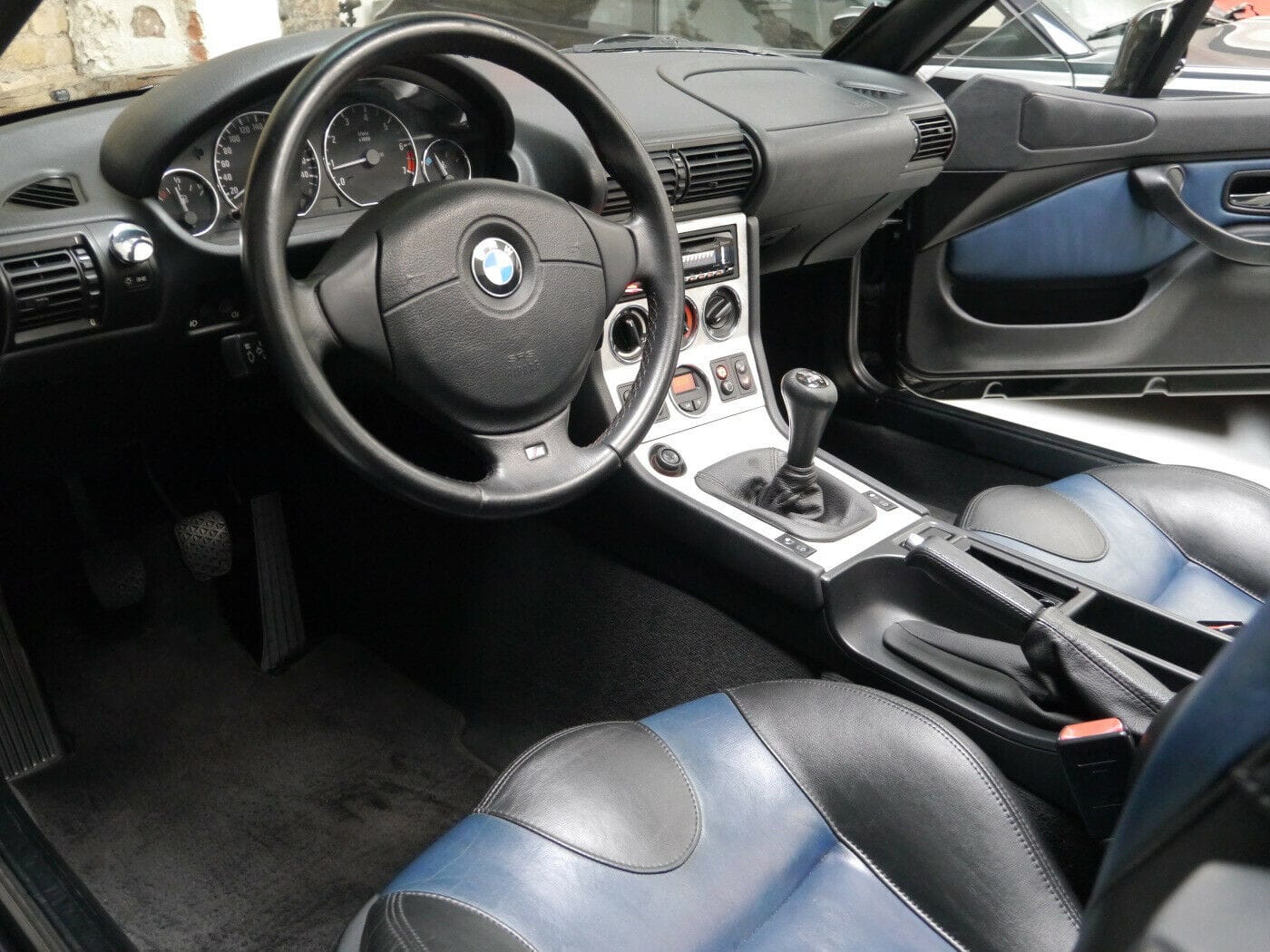 Fahrzeugabbildung BMW Z3 3.0 Roadster Sport Edition ClassicData2-